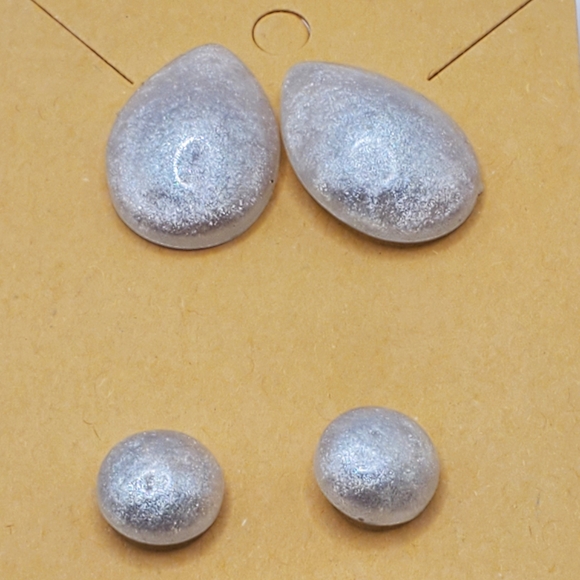 Elegant Silver Teardrop and Round Earrings Set - Picture 1 of 2